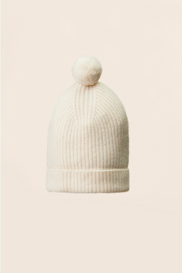Fluffy beany OFF WHITE